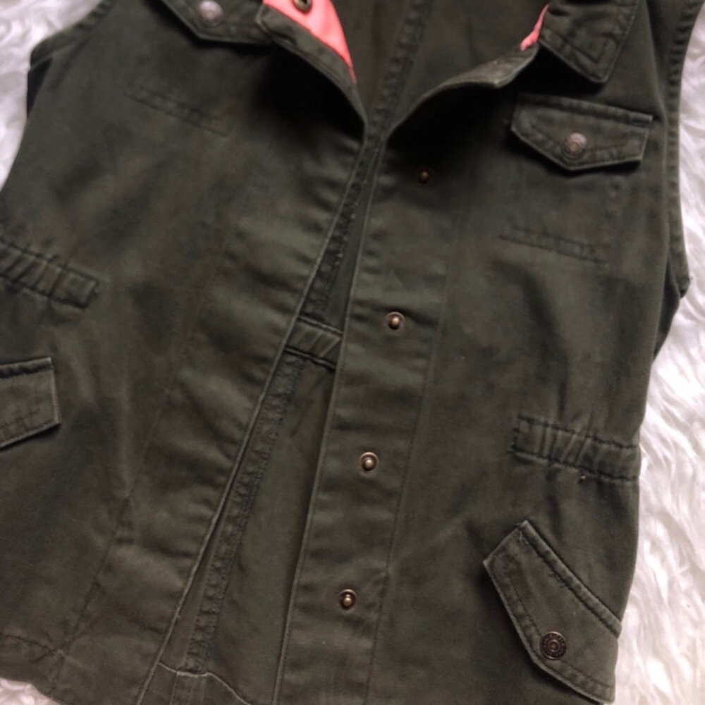 Cat & Jack Army Green Vest